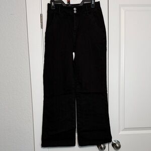 Black Wide-Leg Jeans